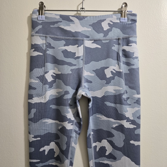 Athleta Girl High Rise Stash Your Treasures Tight in Camo Blue XL/14 - Picture 3 of 7